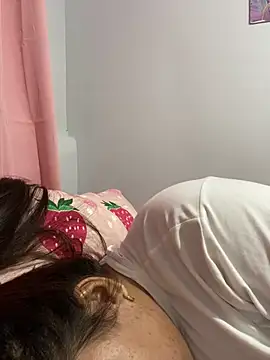 _BellaHotty_'s cam snapshot