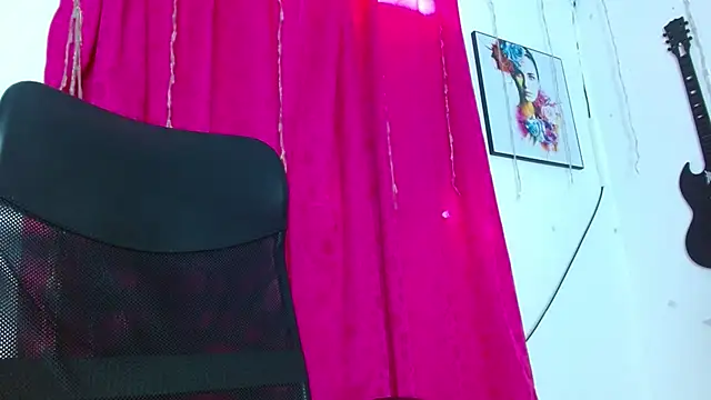 monica_little23's cam snapshot