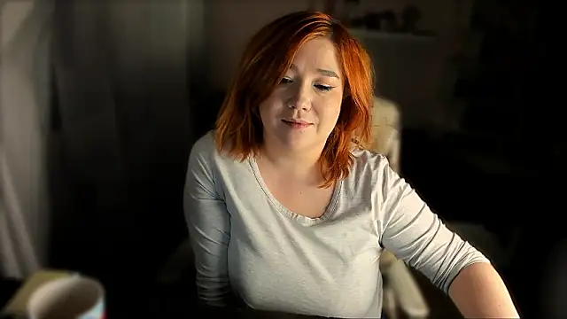 Vi-Vixen live sex cam