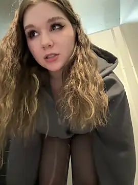 PumaShyXD live sex cam