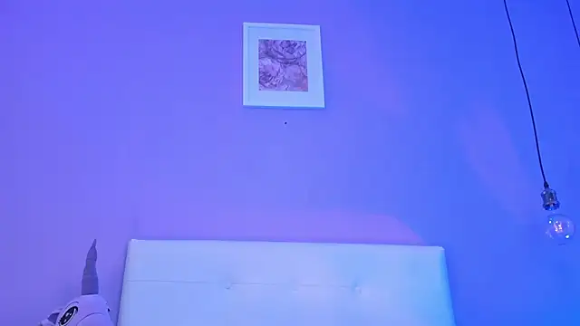 Charlotte11-11's cam snapshot