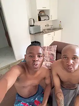 Phoenixxxx01 live sex cam