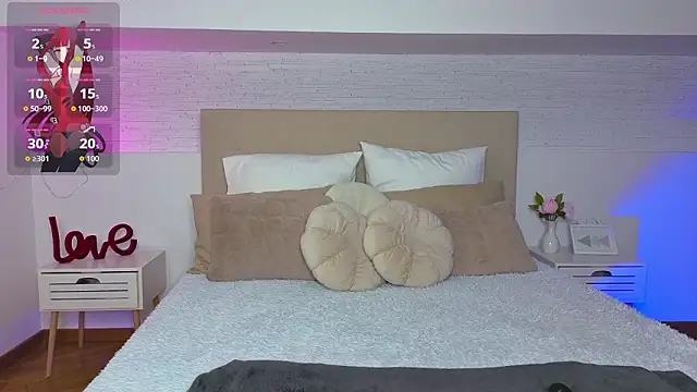 Hottie_miaa's cam snapshot