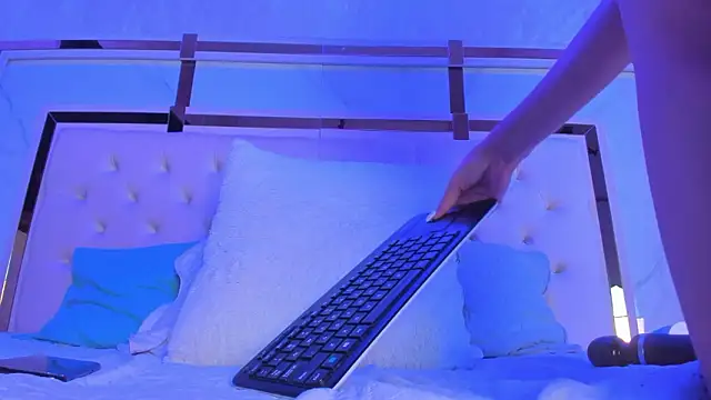 Cameron_Hearts's cam snapshot