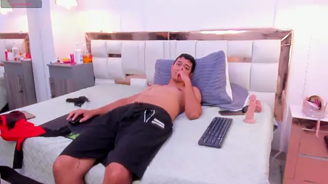 AlexandraMiller live sex cam