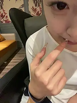 MengMeng0515 live sex cam