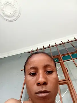 HotPetite_25's cam snapshot