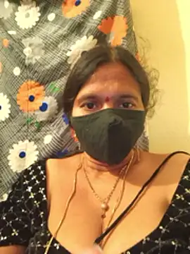 hot-telugu-queen's cam snapshot