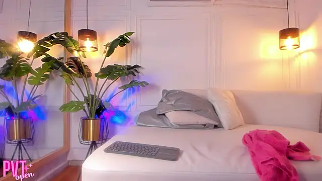 Dafne_Hillss's cam snapshot