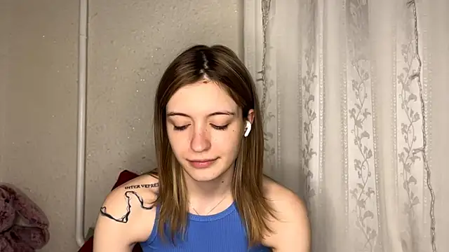 Shining_Robi's cam snapshot