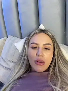 alisa_w's cam snapshot