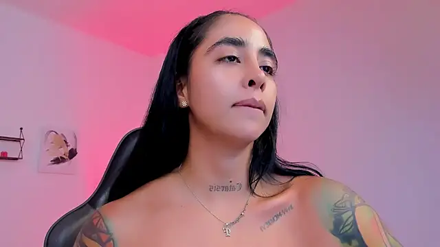 sophierooy22's cam snapshot