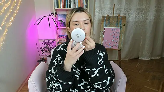 BrightDani's cam snapshot