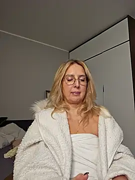 MariaRichi_'s cam snapshot