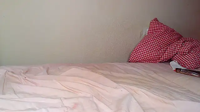 Just_alice's cam snapshot