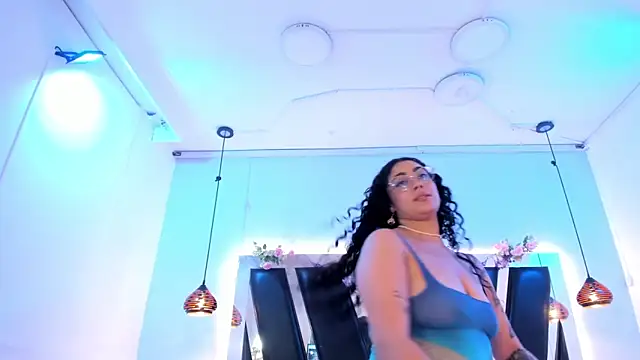 antonelllepiercee's cam snapshot