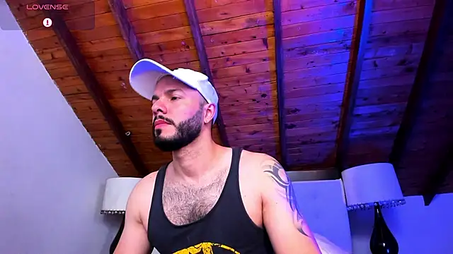 Tom_Bailey's cam snapshot