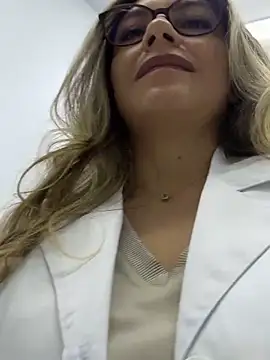 alicee16 live sex cam