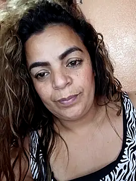 Mia-Glow live sex cam