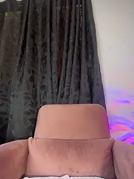 AlannaDollx's cam snapshot