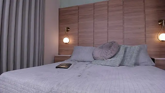 Sienna_brunette's cam snapshot