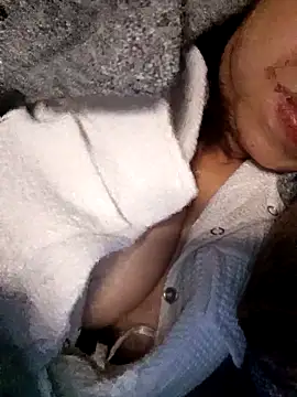 julybe's cam snapshot