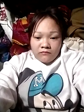 m-mbae's cam snapshot