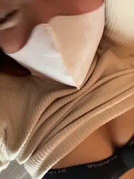 kitty-20x live sex cam