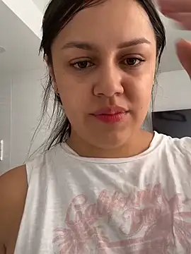 lunita_sweet5's cam snapshot