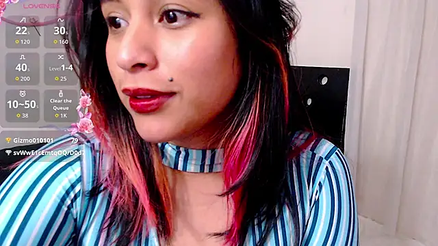 laury_moon's cam snapshot