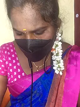 Tamil_flowergril's cam snapshot