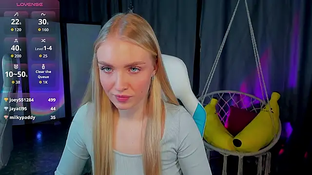 TessaGrays's cam snapshot