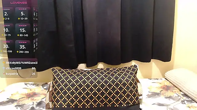 x_brittany_x's cam snapshot