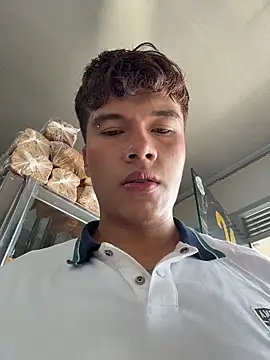 Logan_smith1 live sex cam