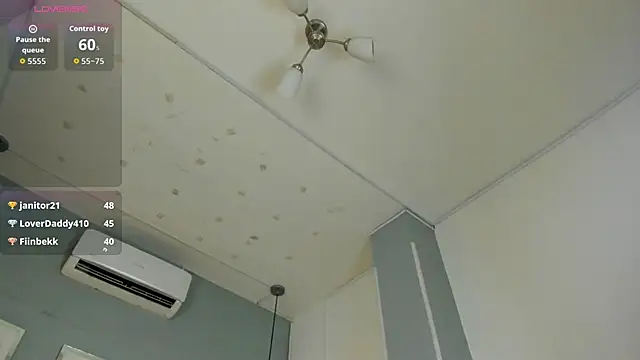 Julieth_brown_'s cam snapshot