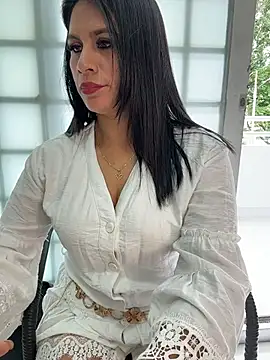 Sofia_Convers live sex cam