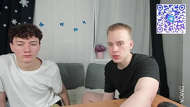 Kevin_Young_Cat live sex cam