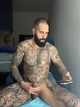 Gioeltoro89 live sex cam