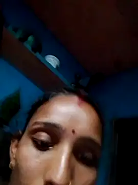 Raamdevi158's cam snapshot