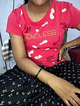 Cute-Telugu-Teacher's cam snapshot