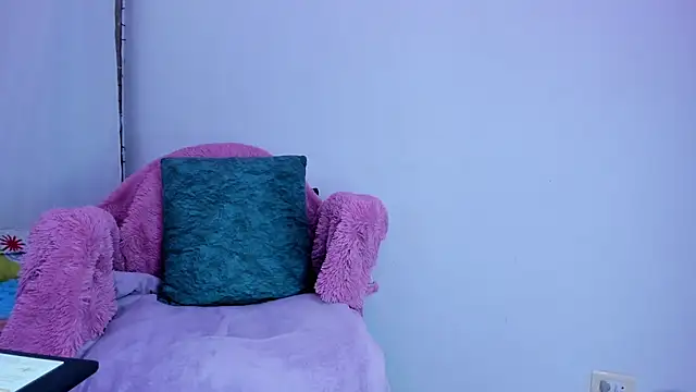 Theran_'s cam snapshot