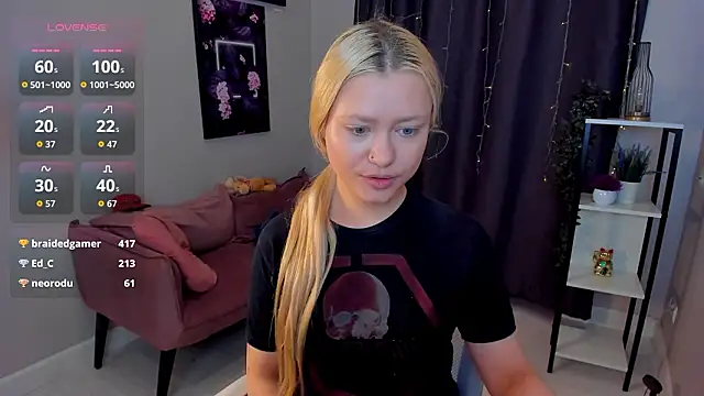 Millie_Vanillies's cam snapshot