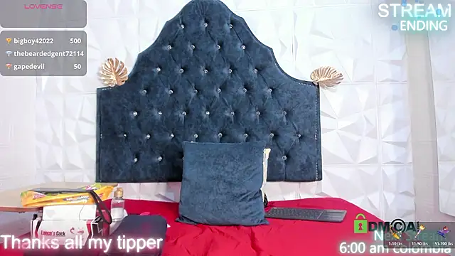 Caroline_daring's cam snapshot