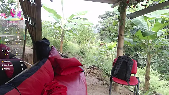 esmeralda_li's cam snapshot