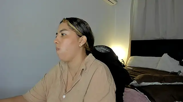 brithany_olson25's cam snapshot