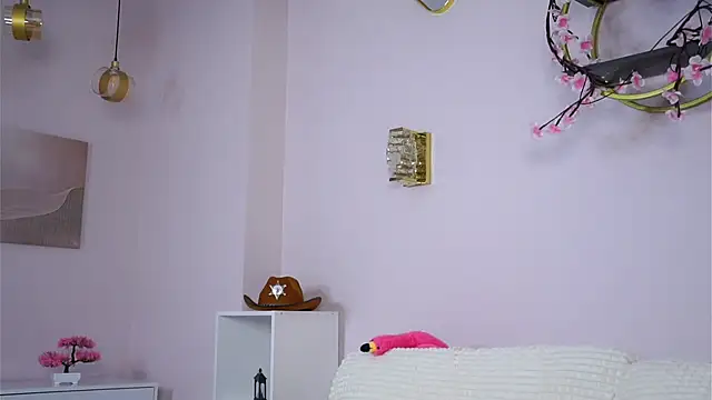 SunnivaCovil live sex cam