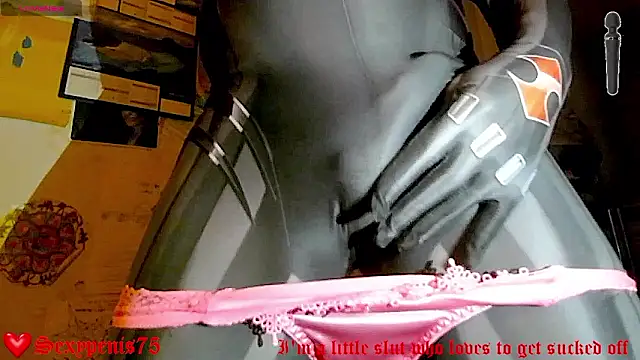 sexypenis75's cam snapshot