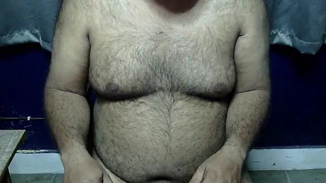 hairysubcub_70's cam snapshot