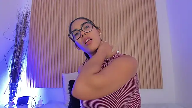 GenesisRuiz live sex cam