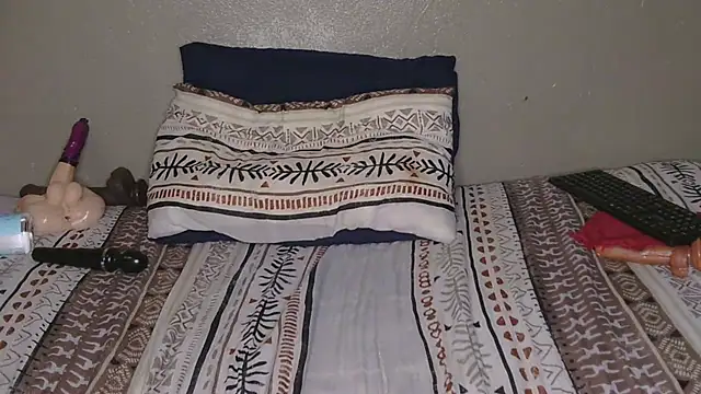 CherieBlushX's cam snapshot